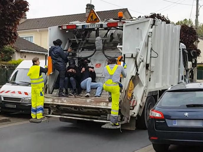 location de camion poubelle pour film